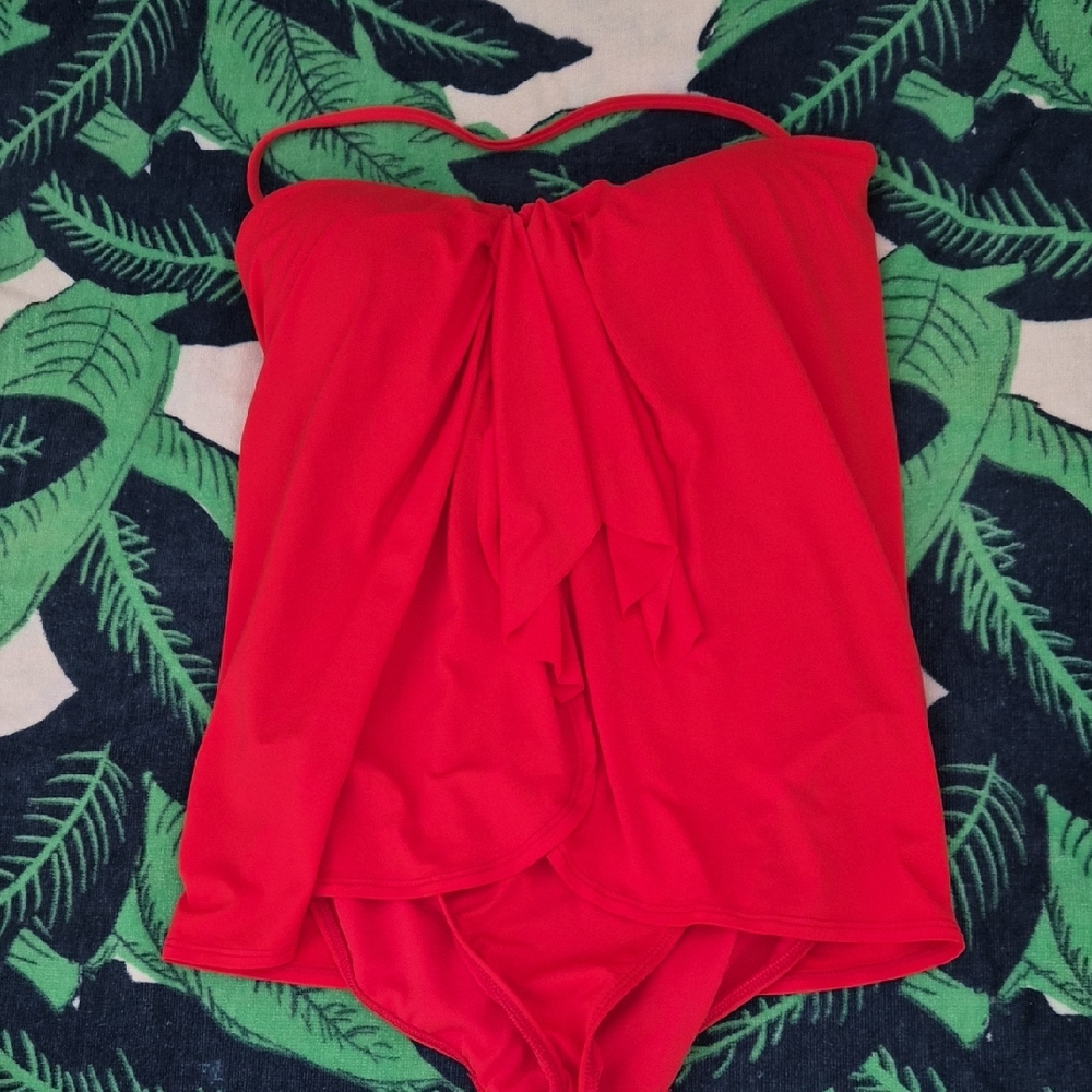Lauren Ralph Lauren "Flyaway" 1 Piece Swimsuit. Like New. HOT RED! SIZE 8